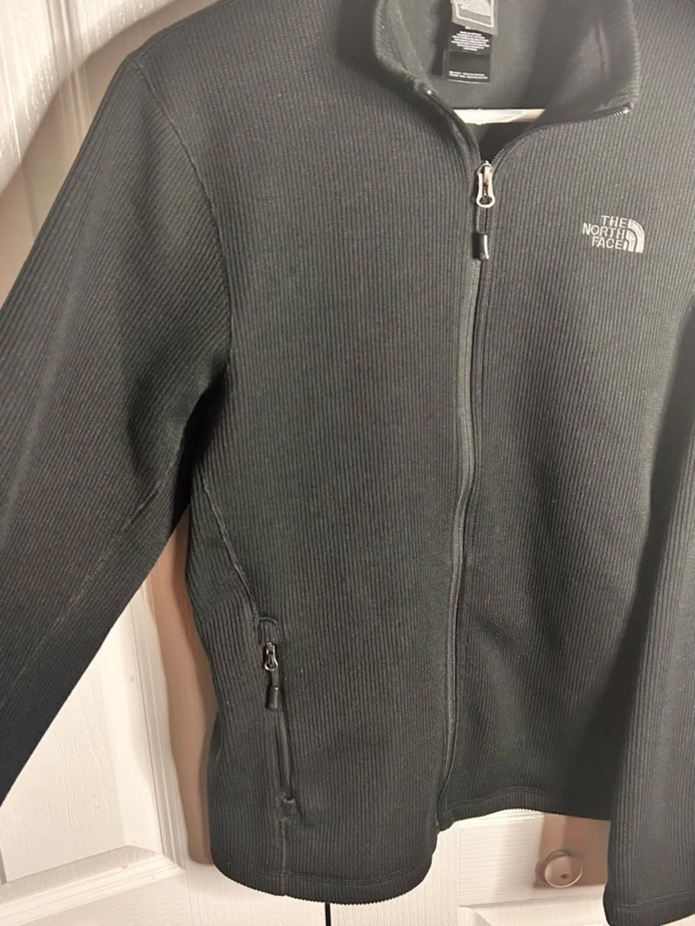 North Face Jacket Mens Medium Black Fleece Full Zip Outdoor Knit Thermoball F16‎